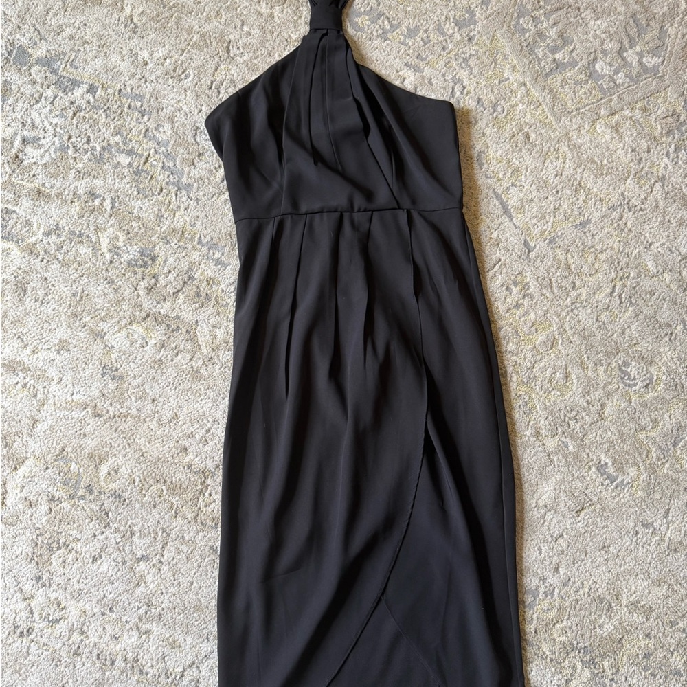 Essue Black Halter Dress